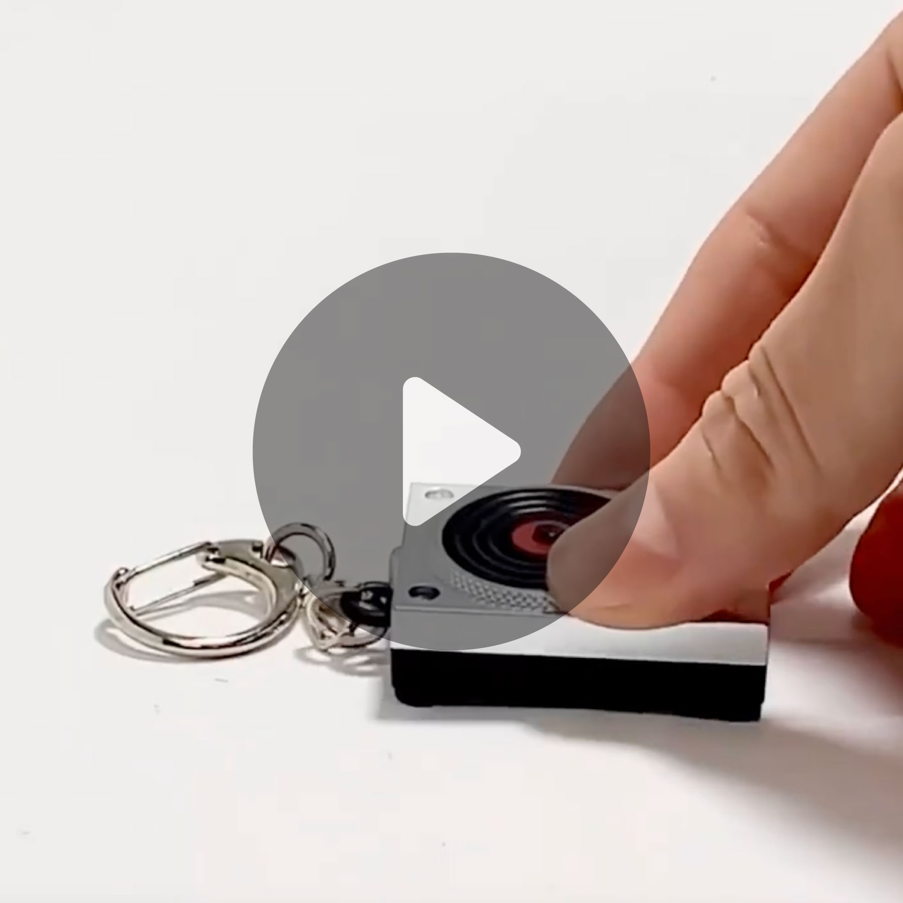 KIKKERLAND | Light-up Keychain 