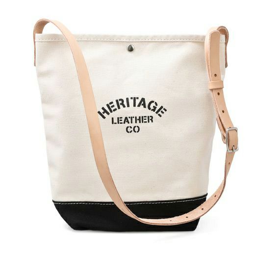 バッグ HERITAGE LEATHER BUCKET SHOULDER ヘリテージレザー バケット ショルダー(ショルダーバッグ