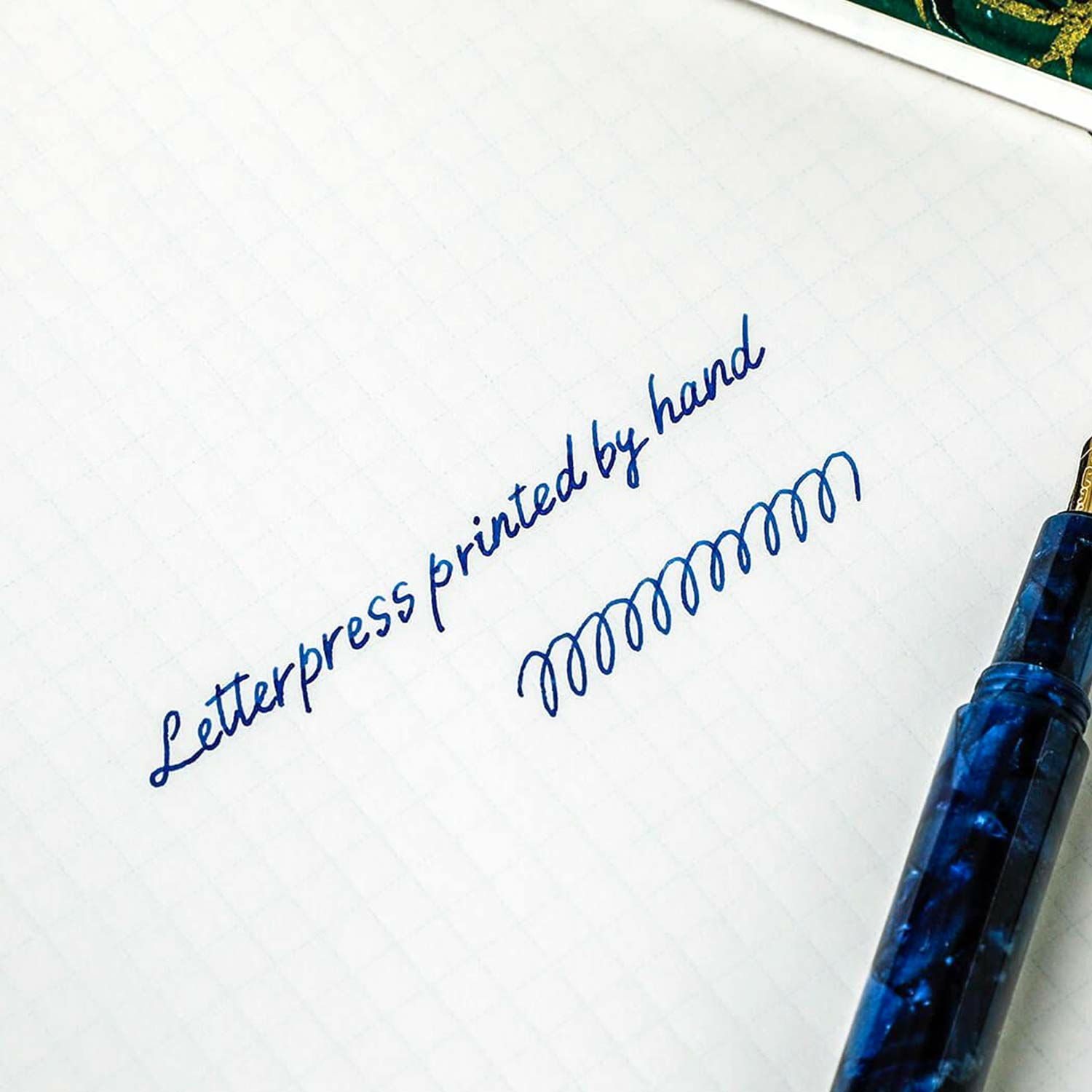 attach&eacute; Marbled Fountain Pen - Brown