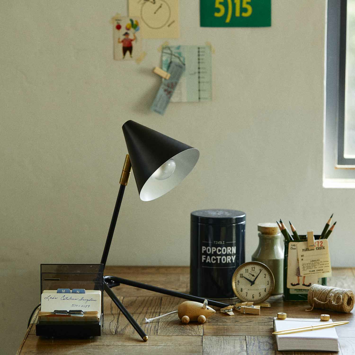 DOUGHTY 照明スタンド 000000007954-01-xxl.jpg?t=