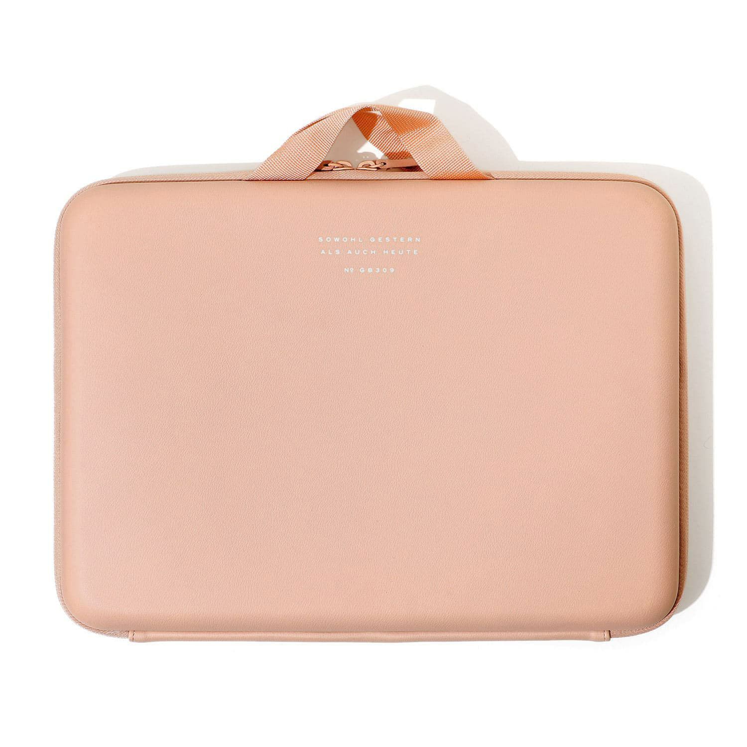 PASSEN パセン | セミハードPCバッグ | HIGHTIDE（ハイタイド）公式サイト