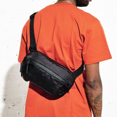 Aer ボディバッグ ショルダーバッグ バッグ bag ブラック aer00096-czr01.jpg?fitin=720:720