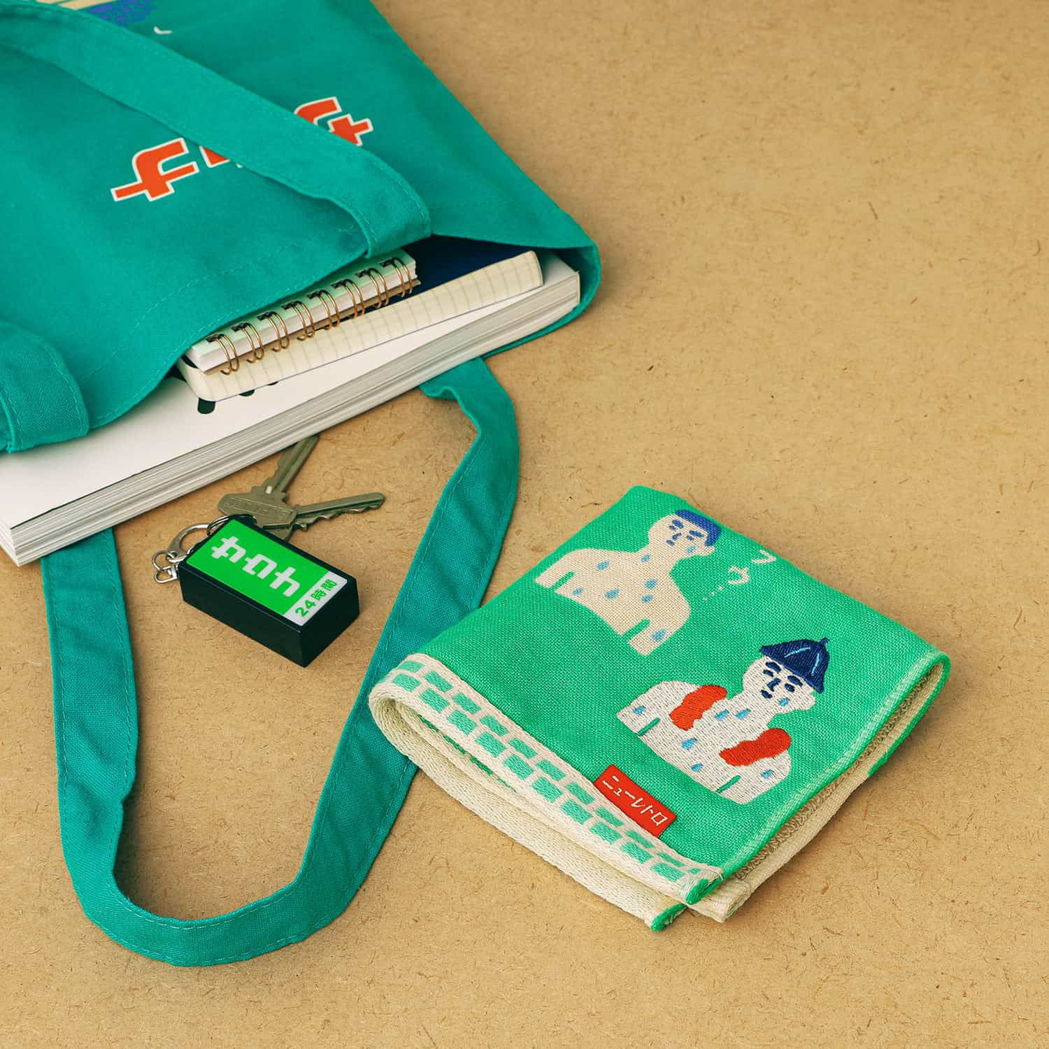 ニューレトロ | ハンドタオル | HIGHTIDE（ハイタイド）公式サイト