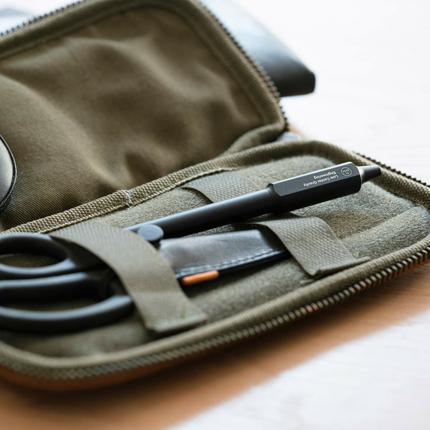 HMM エイチエムエム | プラメトペン | HIGHTIDE（ハイタイド）公式サイト