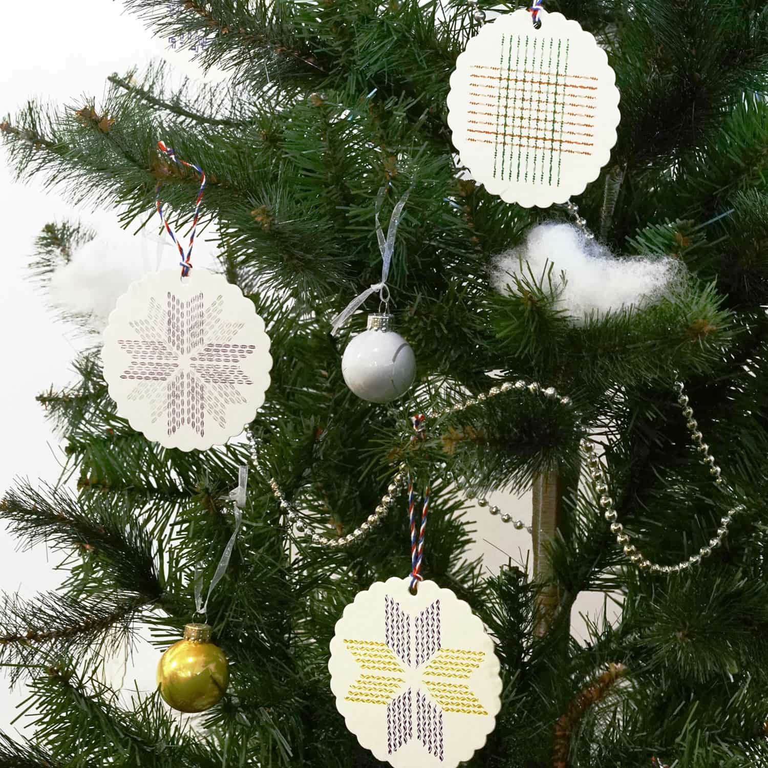 HIGHTIDE ハイタイド | 活字組版オーナメントカード（スノーフレーク