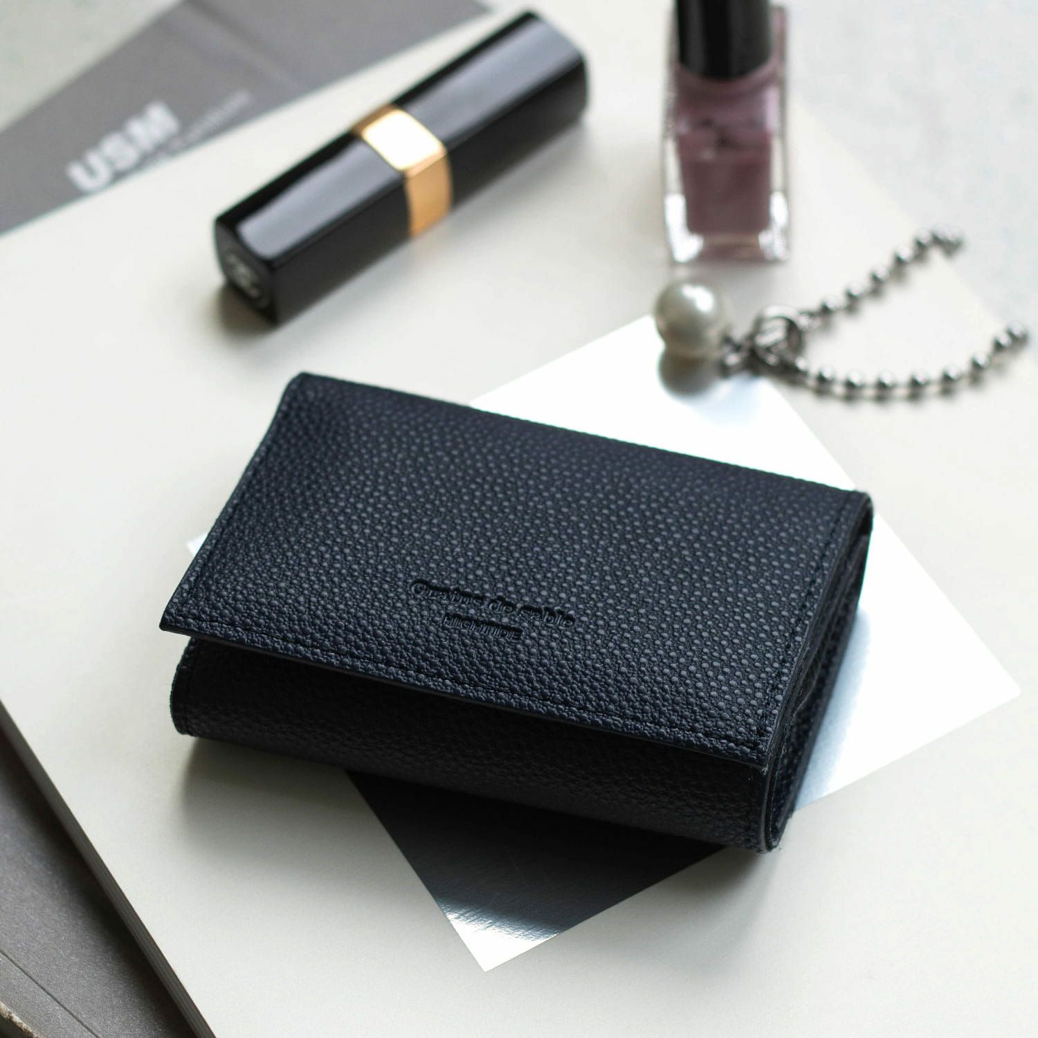 LOEWE ロエベ トライフォールド ジップウォレット シャイニー