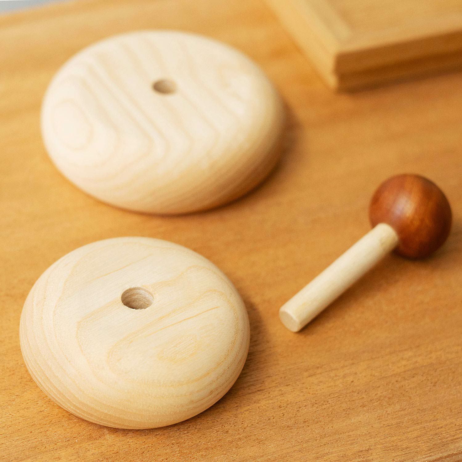 kochi コチ | Wooden Kagamimochi 木製カガミモチ （鏡餅） | HIGHTIDE