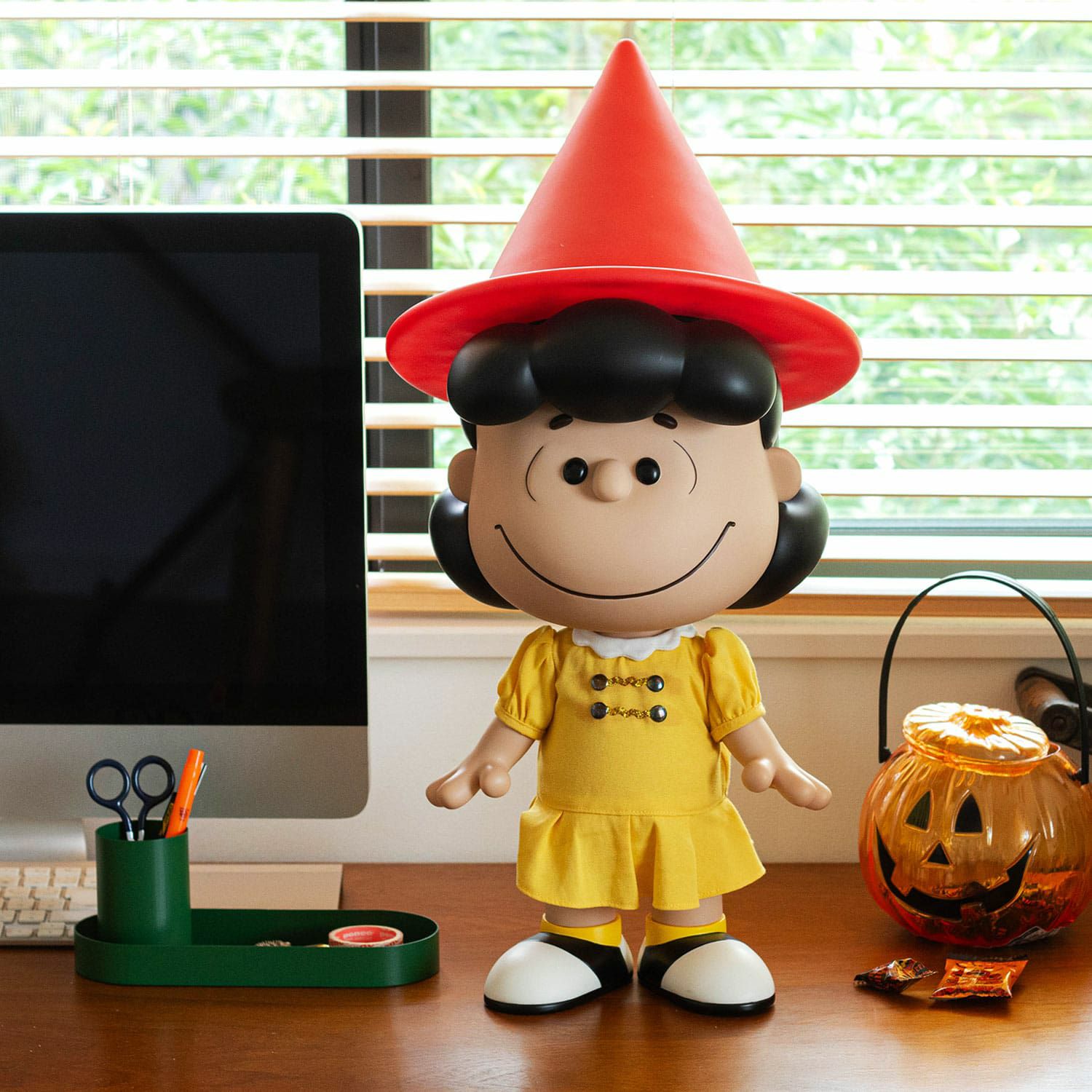 スヌーピー、チャーリーブラウン、ルーシー、ピッグペンのハロウィンフィギュアセット スヌーピー、チャーリーブラウン、ルーシー、ピッグペンの