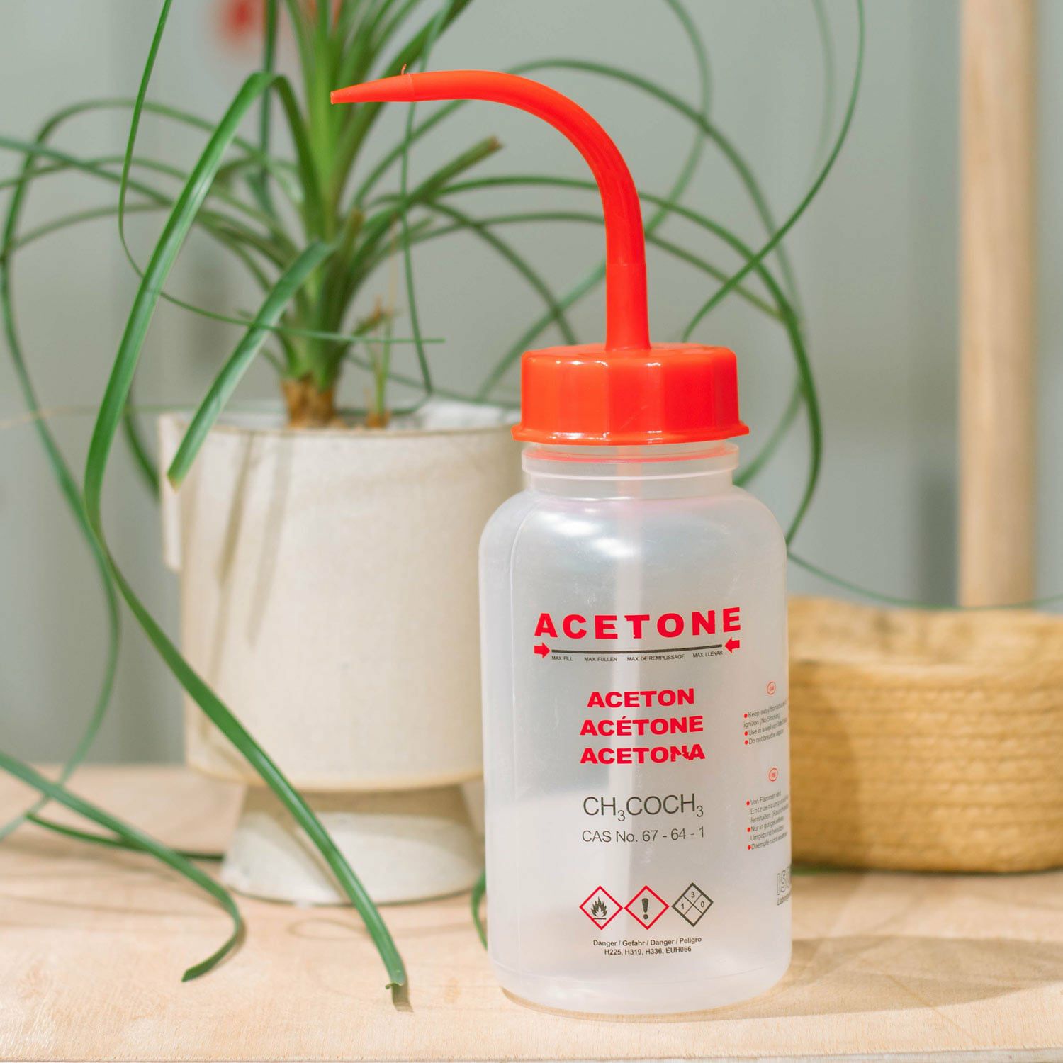 ISOLAB | Wash Bottles With Integral Tube ウォッシュボトル