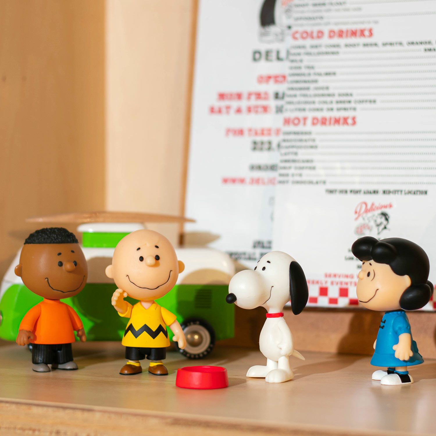 PEANUTS フィギュア Super7 FUN! W01 スーパー7 ピーナッツ